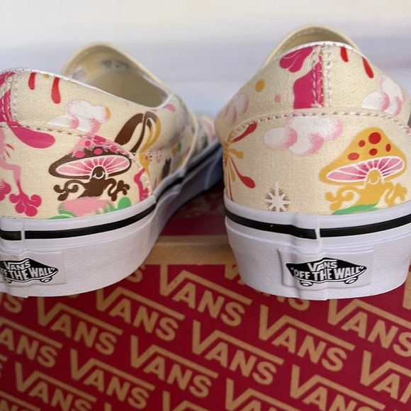 Vans Cream and Pink Patterned Slip-On Sneakers - Picture 13 of 16